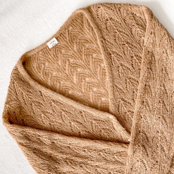 Aritzia Sweaters - Wilfred Pointelle Back to Front Cardigan